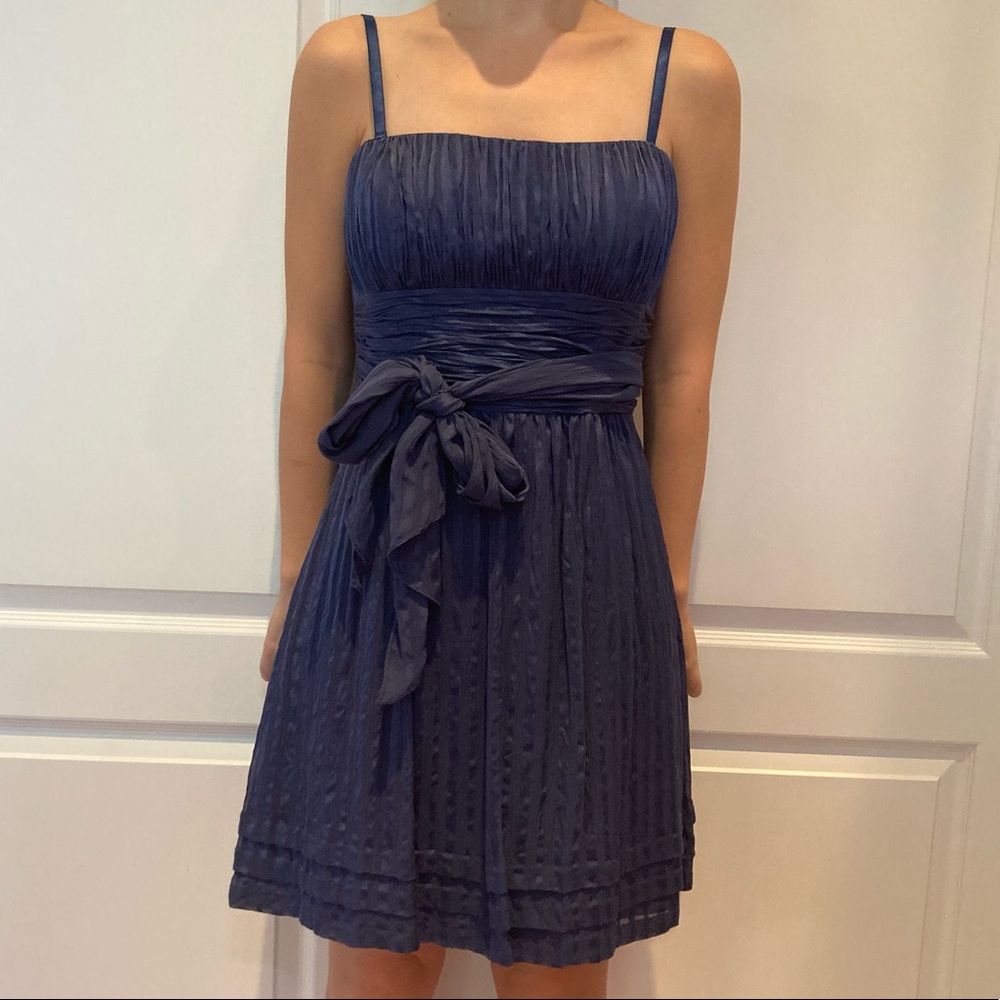 🎉Dress Sale🎉 BCBG Max Azria Navy Blue Strapless Dress
